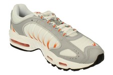 CT1267-100 Nike Air Max