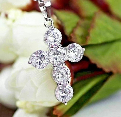 Ciondolo croce diamantata