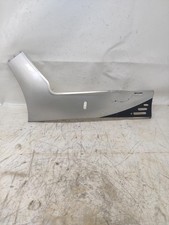 KEEL UNDER LEFT RUNNING BOARD