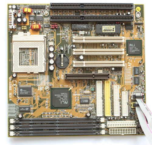 Scheda madre socket - socket, 7