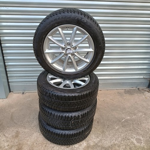 Cerchi con gomme rims with - gomme,