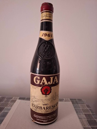 Bottiglia vino barbaresco - vino,