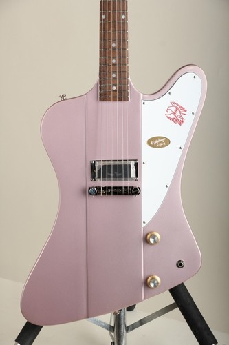 Epiphone inspired gibson - by,
