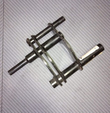 PIAGGIO LIBERTY125 150 200 BRACCIO OSCILLANTE LATO MOTORE ORIGINALE NUOVO 597659