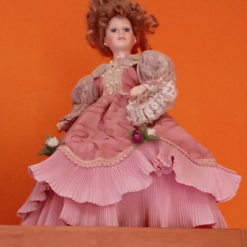 Bambola femmina porcellana - bambola,