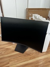 LG UltraGear 32 pollici