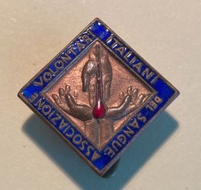 Vecchia Spilla in metallo