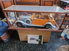 Pocher 1:8 Rolls Royce Torpedo Cabriolet 1934 Phantom II con vetrina
