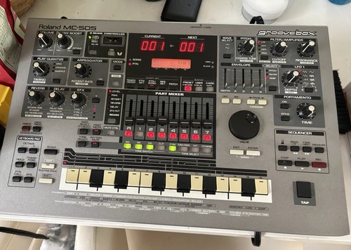 Roland 505 groovebox - roland, mc-505