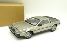Sun Star 1/18 - DeLorean DMC