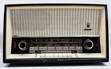 Radio d'epoca da tavolo