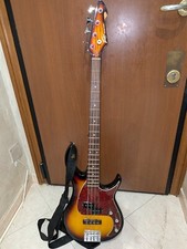 basso elettrico peavey milestone e amplificatore ampeg 