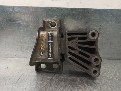1367066080 supporto motore - motore, /