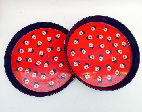 Coppia vassoi in latta - ♥,