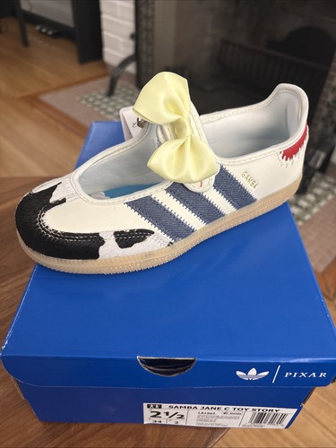 Adidas samba jane jesse toy - samba,