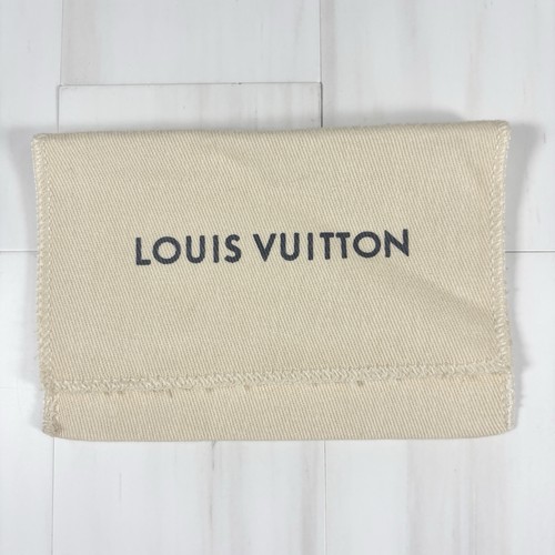 Louis vuitton dust - louis,