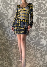 Vestito Extyn Donna Con Stampa Geometrica A Fondo Blu Con Gonna Con Balza