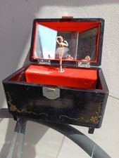 Cariola Musical Box Love Story