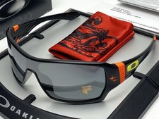 Occhiali da sole OAKLEY OFFSHOOT TROY LEE DESIGN Matte Black - Black Iridium Pol