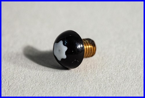 Piece 1950s top - top, screw