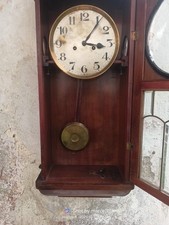 FUNZIONANTE!  ANTICO OROLOGIO DA PARETE PENDOLA ANNI 20 GB CON CHIAVE 