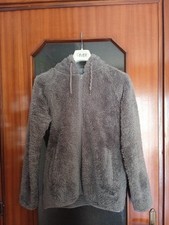 Pellicciotto grigio in pelliccia sintetica con zip e cappuccio donna 