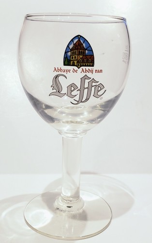 Bicchiere birra belgio leffe - birra,