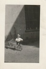 B3 -  Foto Photo Fotografia Anni 50 - Bambina con triciclo