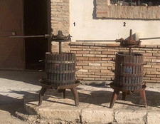 Antico torchio per vendemmia