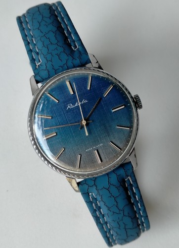 Orologio meccanico sovietico