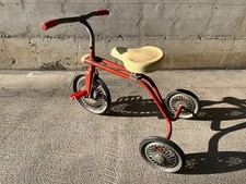 Auto a pedali n.6 tricicli