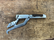 Cerniera porta forno a parete