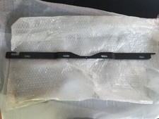 DOOR CLOSURE SET WITH PINS FOR