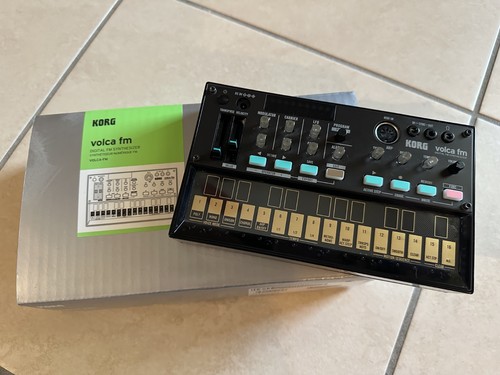 Korg volca - fm, serie
