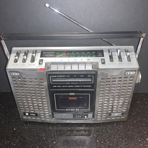 Registratore cassette radio - a,