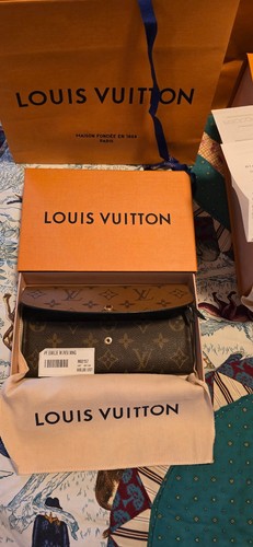 Louis vuitton monogram bifold - monogram,