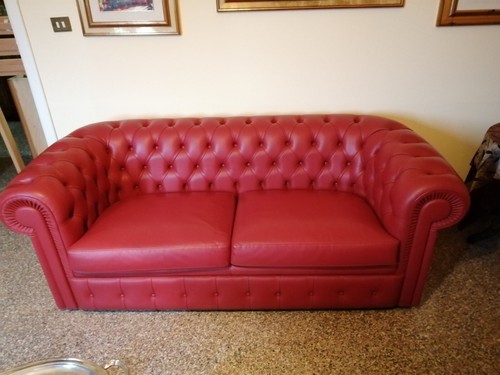 Due divani chesterfil ottimo - chesterfil,