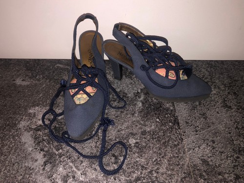 Luxuosi scarpe con - lacci, in
