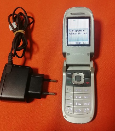 Nokia 2760 258 - rm-258, flip