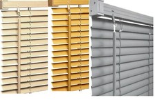 Tende Veneziane in PVC Teak
