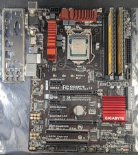 Pacchetto scheda madre Intel