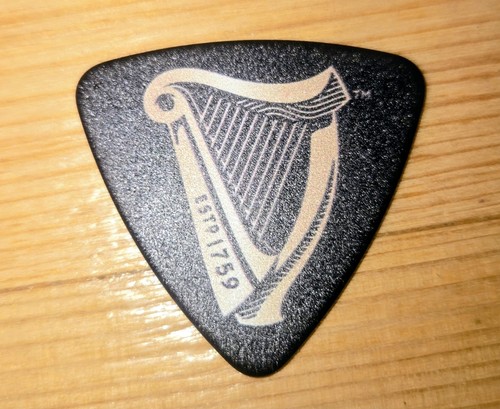 Metallica pick dublin 06 - metallica,