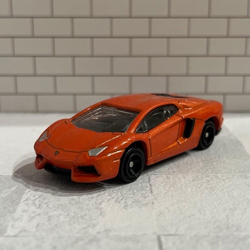 Minicar tomica lamborghini - minicar,