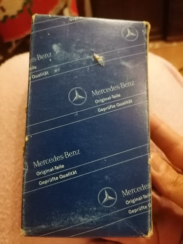 Emblema stemma mercedes - stemma,