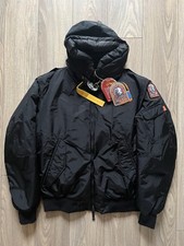 Bomber con cappuccio