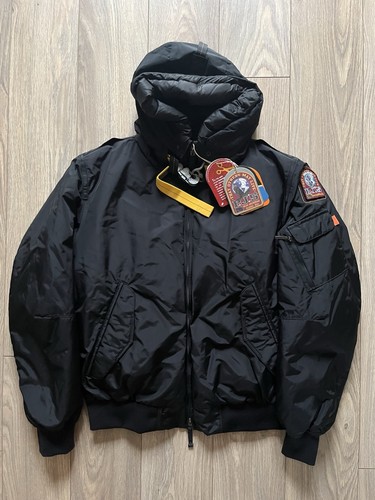 Bomber con cappuccio