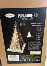 LUCE PIRAMIDE 3D CON STELLE 20x11,5x 11,5cm CON GOCCE DI LED BIANCO CALDO