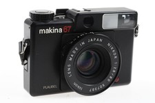 PLAUBEL Makina 67 con Nikkor