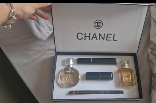 Set profumo trucco chanel - profumo,