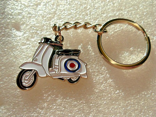 Lambretta scooter keyring - lambretta,